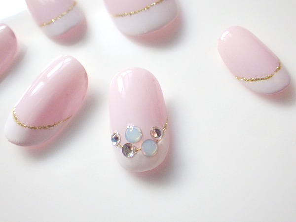 IMGP2320 ongle modeles ongles nail art nail salon a nantes french swarovski