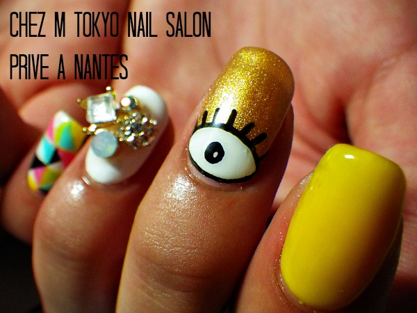 IMGP3068 modeles ongles nail art mode fashion yeux bijoux geometrique nail salon styliste prothésiste ongulaire à nantes.jpg